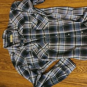 Men's long sleeve button shirt